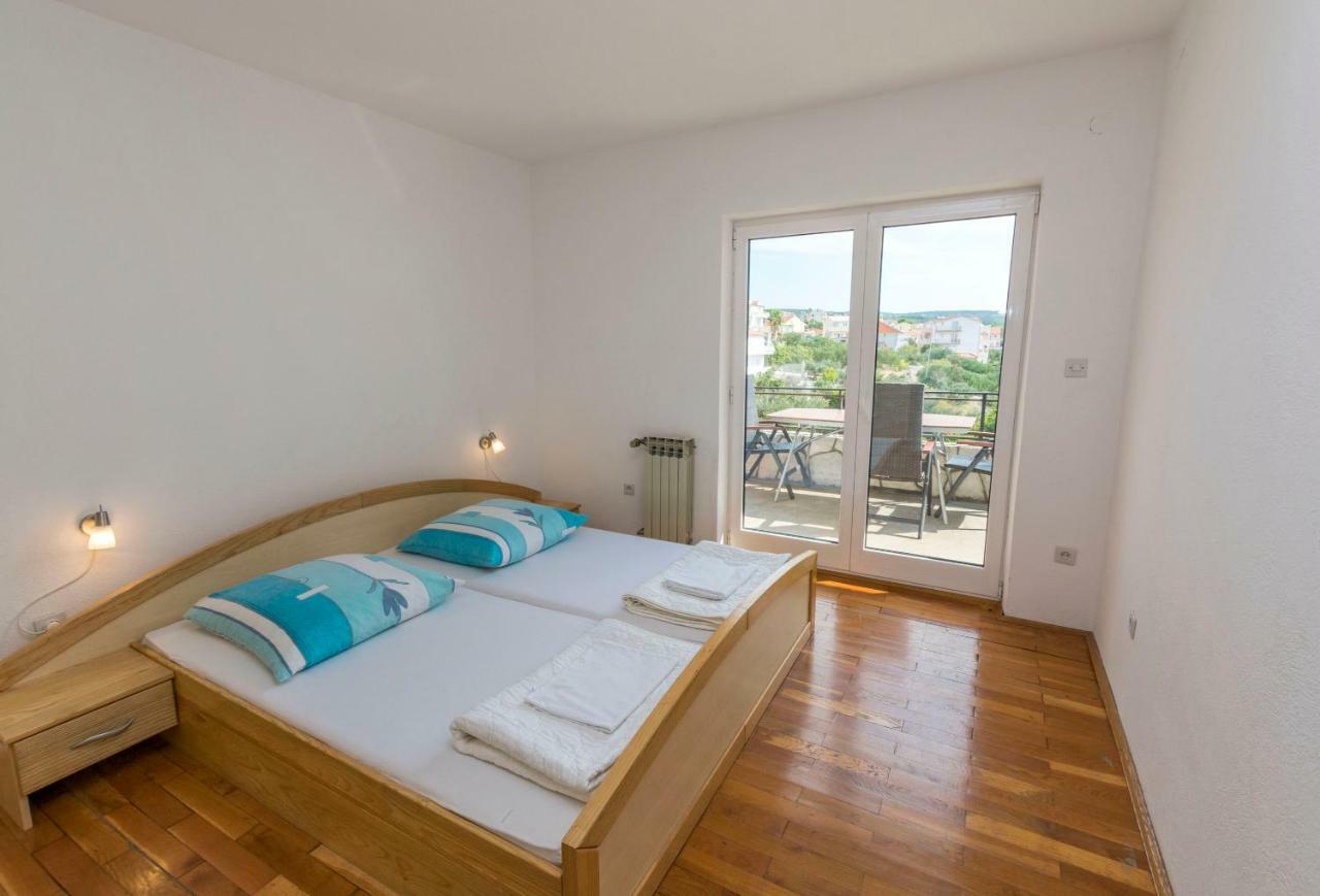 Apartments Jelka Primošten Eksteriør billede